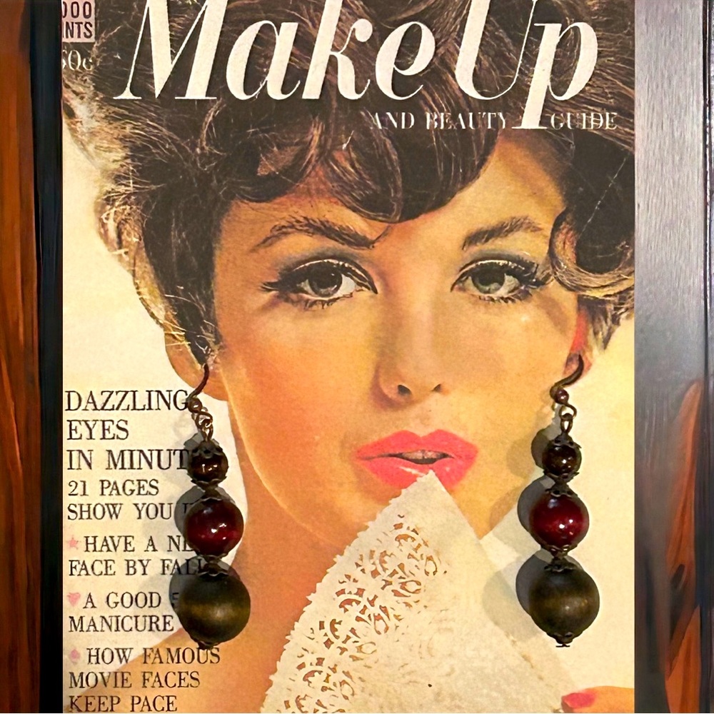 WOOD BEAD DANGLE EARRINGS - VINTAGE BOHEMIAN STYLE! BEAUTIFUL RICH COLORS!